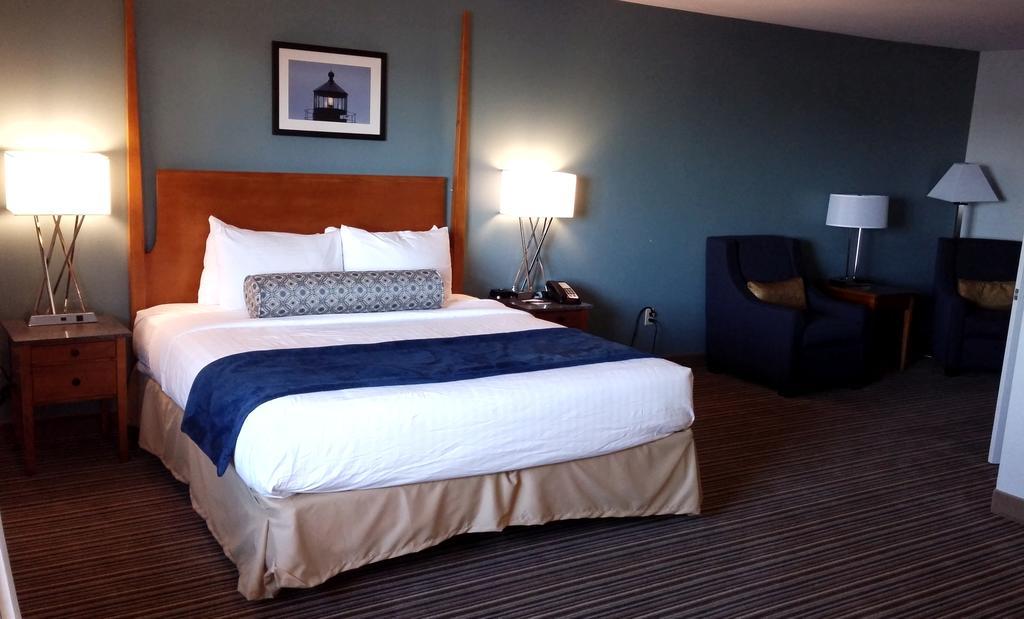 Rockland Harbor Hotel エクステリア 写真