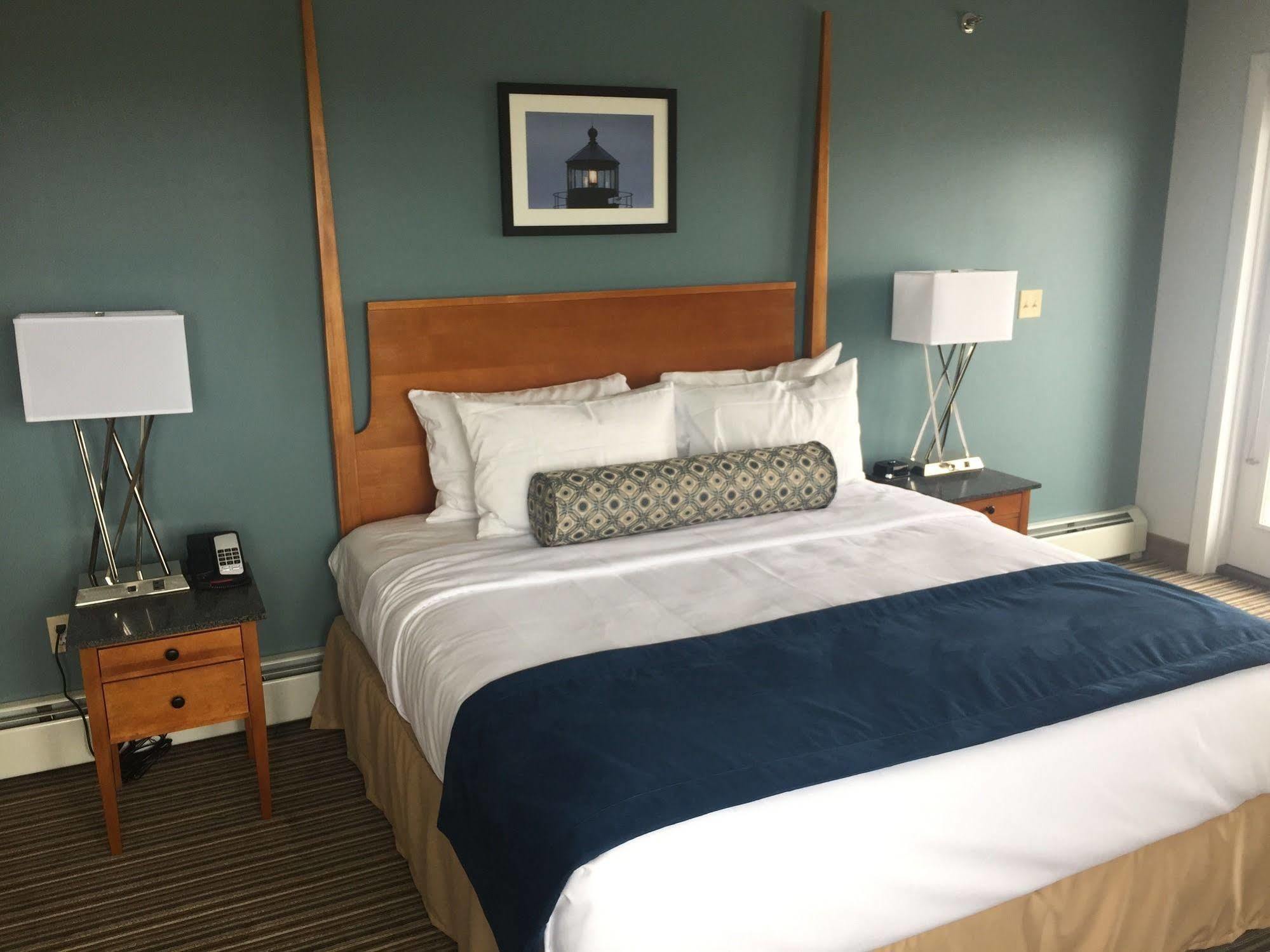 Rockland Harbor Hotel エクステリア 写真
