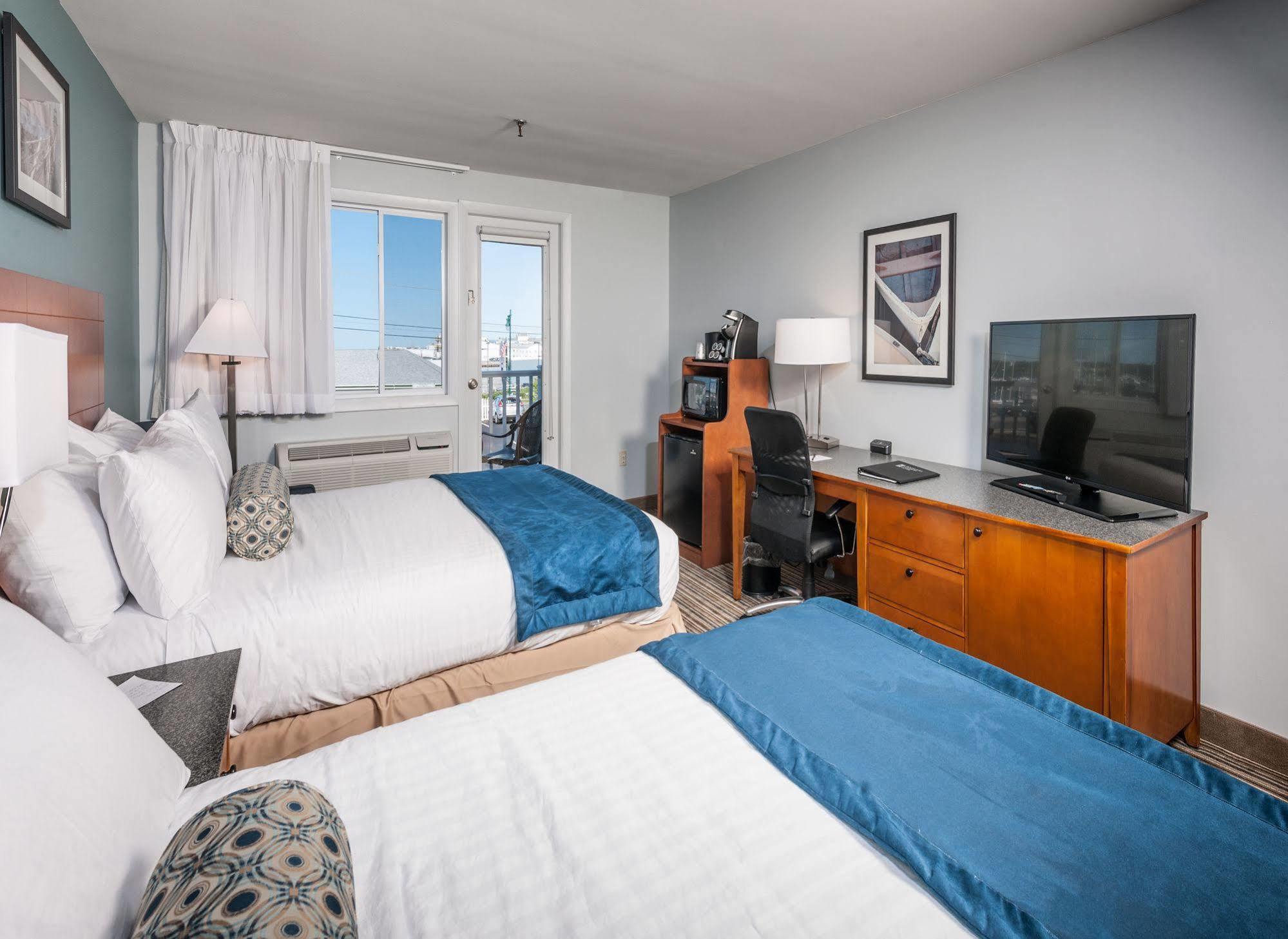 Rockland Harbor Hotel エクステリア 写真