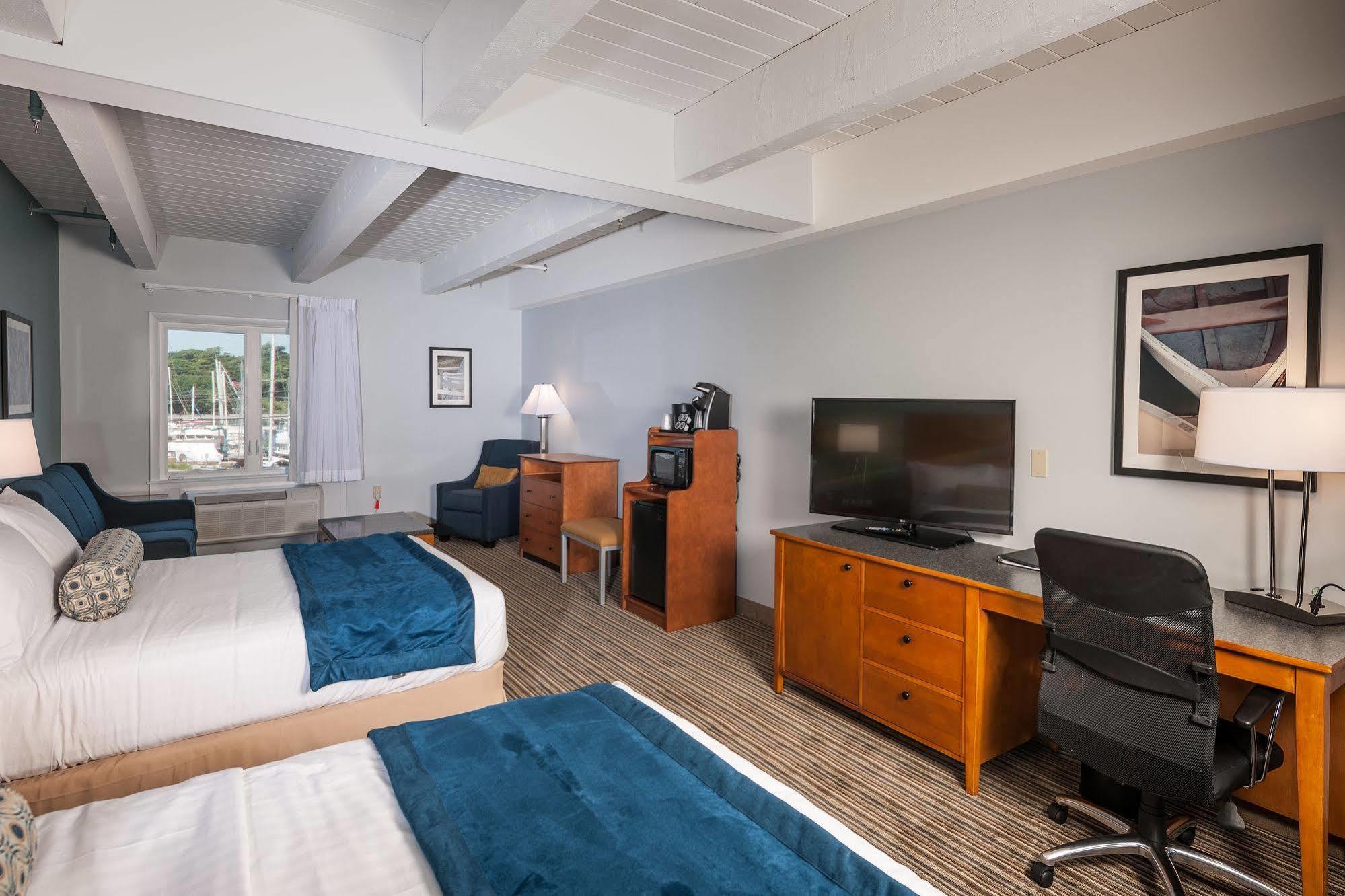 Rockland Harbor Hotel エクステリア 写真