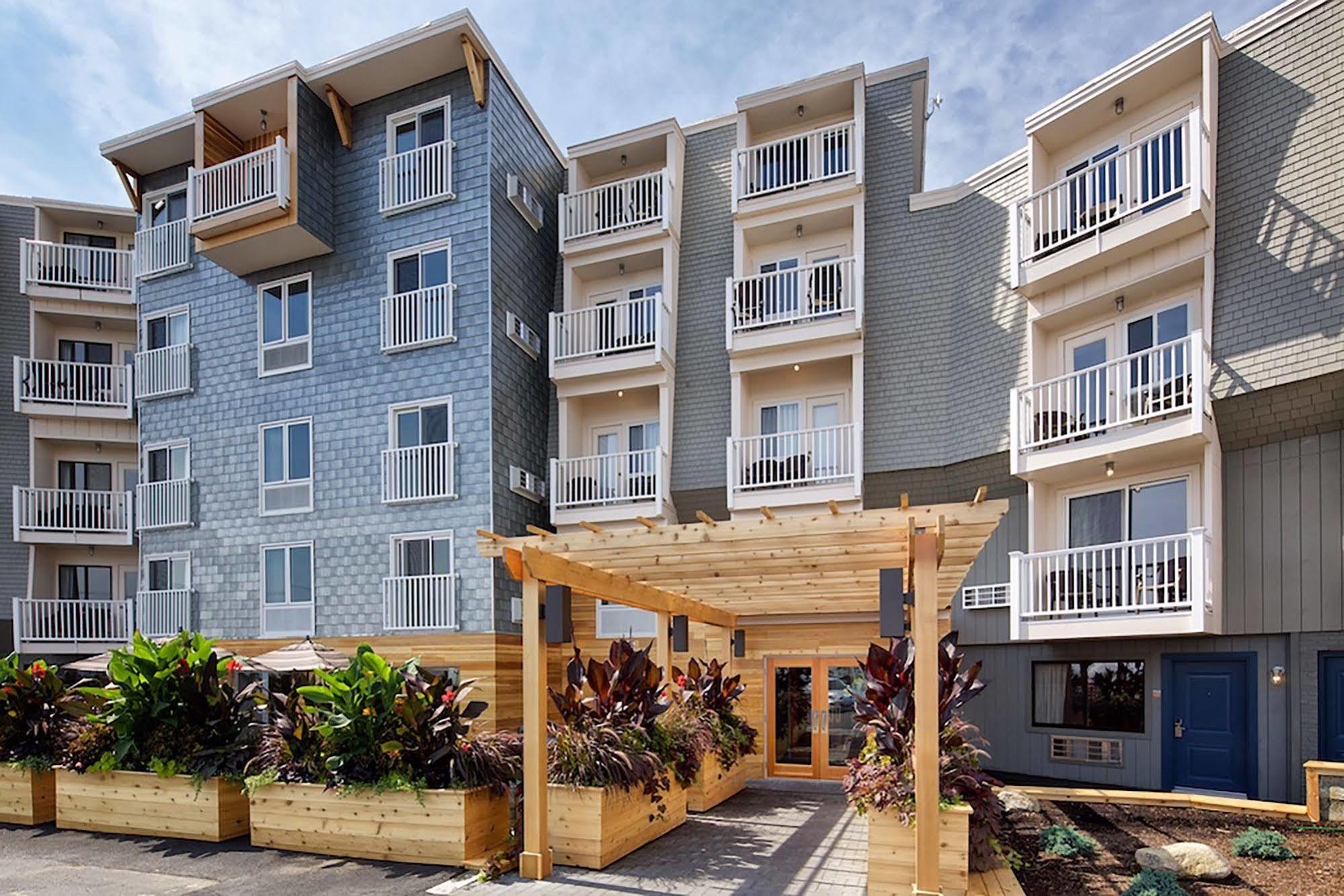 Rockland Harbor Hotel エクステリア 写真